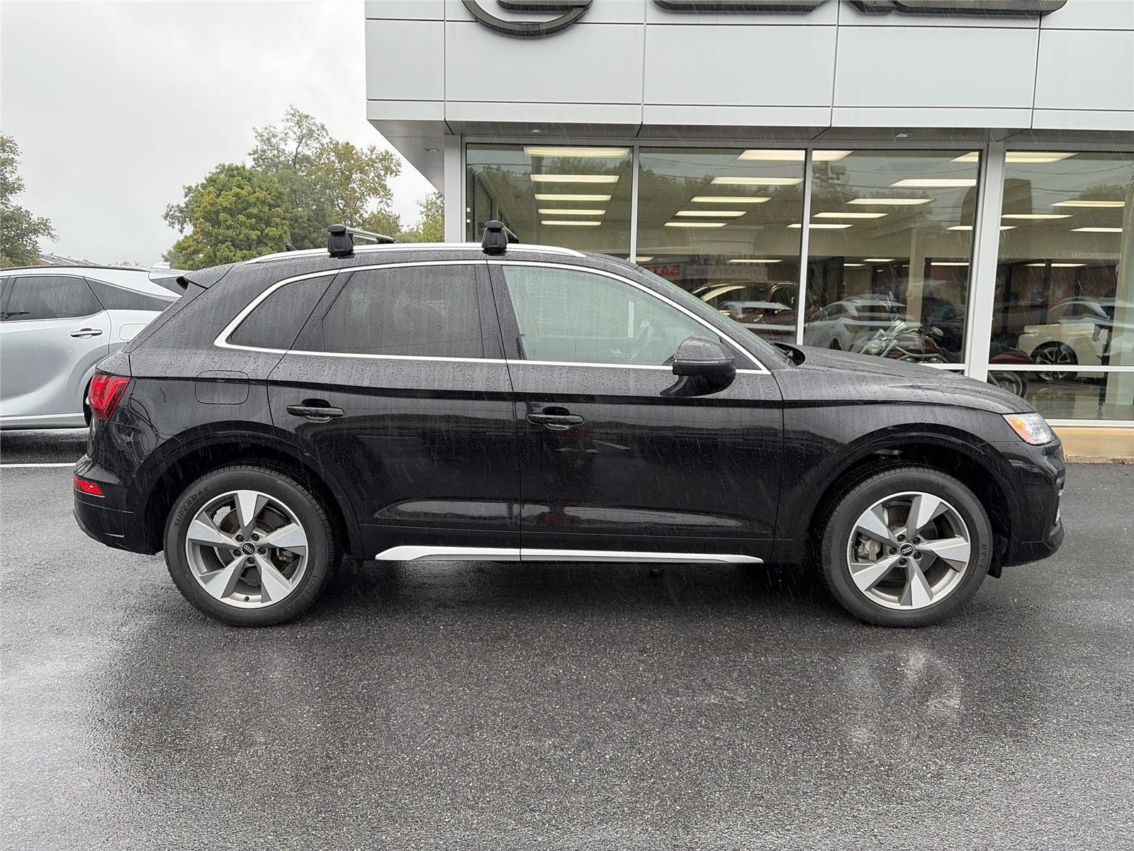 Used 2023 Audi Q5 2.0T Premium w/ Convenience Package AWD/4WD image 6