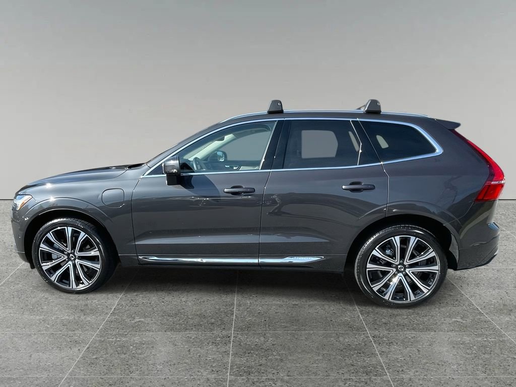 Used 2023 Volvo XC60 T8 Ultimate w/ Protection Package Premier image 2