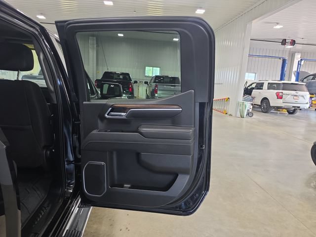 Used 2025 Chevrolet Silverado 1500 LT w/ Protection Package AWD/4WD image 28