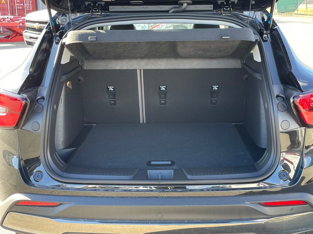 New 2026 Chevrolet Trax ACTIV w/ Driver Confidence Package image 7