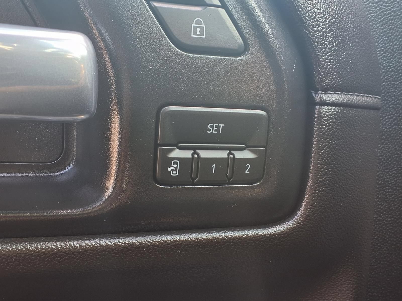 Used 2021 Chevrolet Silverado 1500 High Country RWD image 11