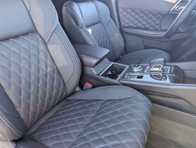 New 2025 Mitsubishi Outlander SEL image 6