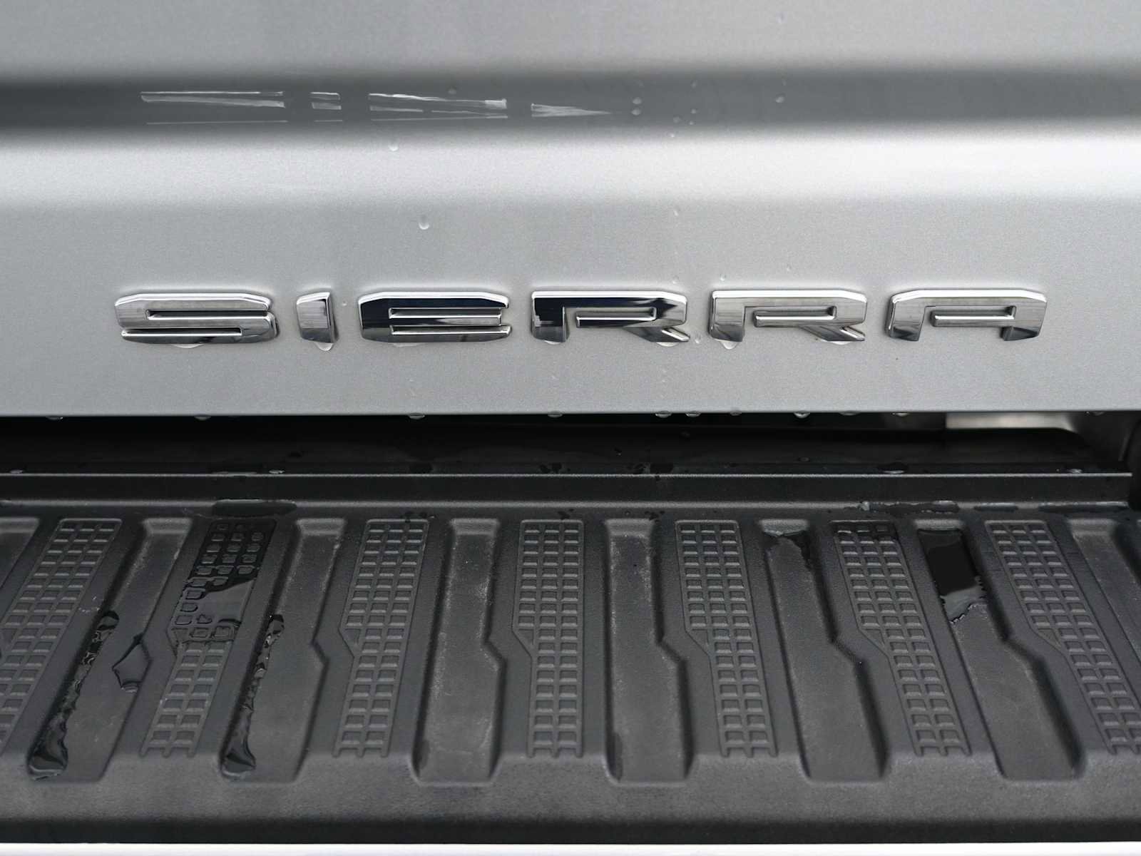 Used 2022 GMC Sierra 3500 Denali w/ Denali Ultimate Package image 40