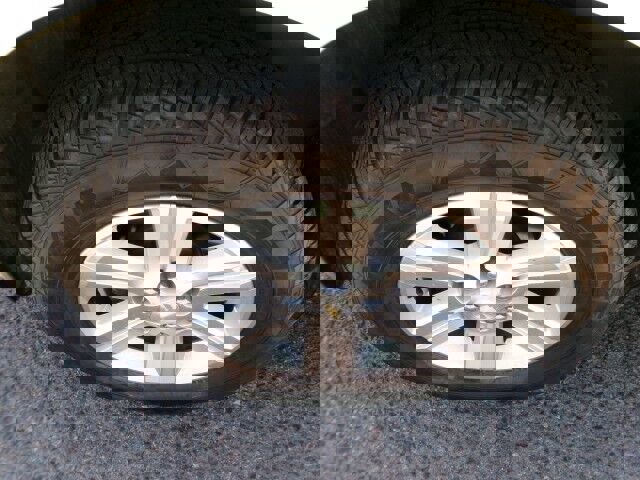 Used 2014 Chevrolet Traverse LT w/ LPO, 'HIT The Road' Package image 25