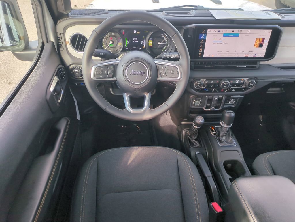 Used 2025 Jeep Wrangler Sahara 4xe image 20