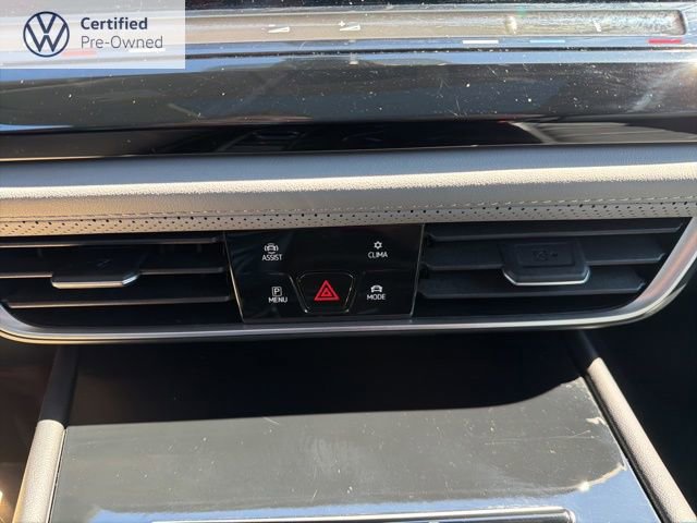 Certified 2024 Volkswagen Atlas Peak Edition SEL AWD/4WD image 19