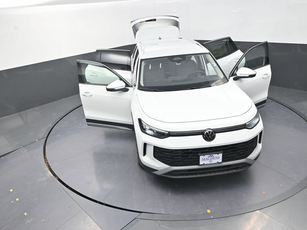 New 2026 Volkswagen Tiguan SE AWD/4WD image 29