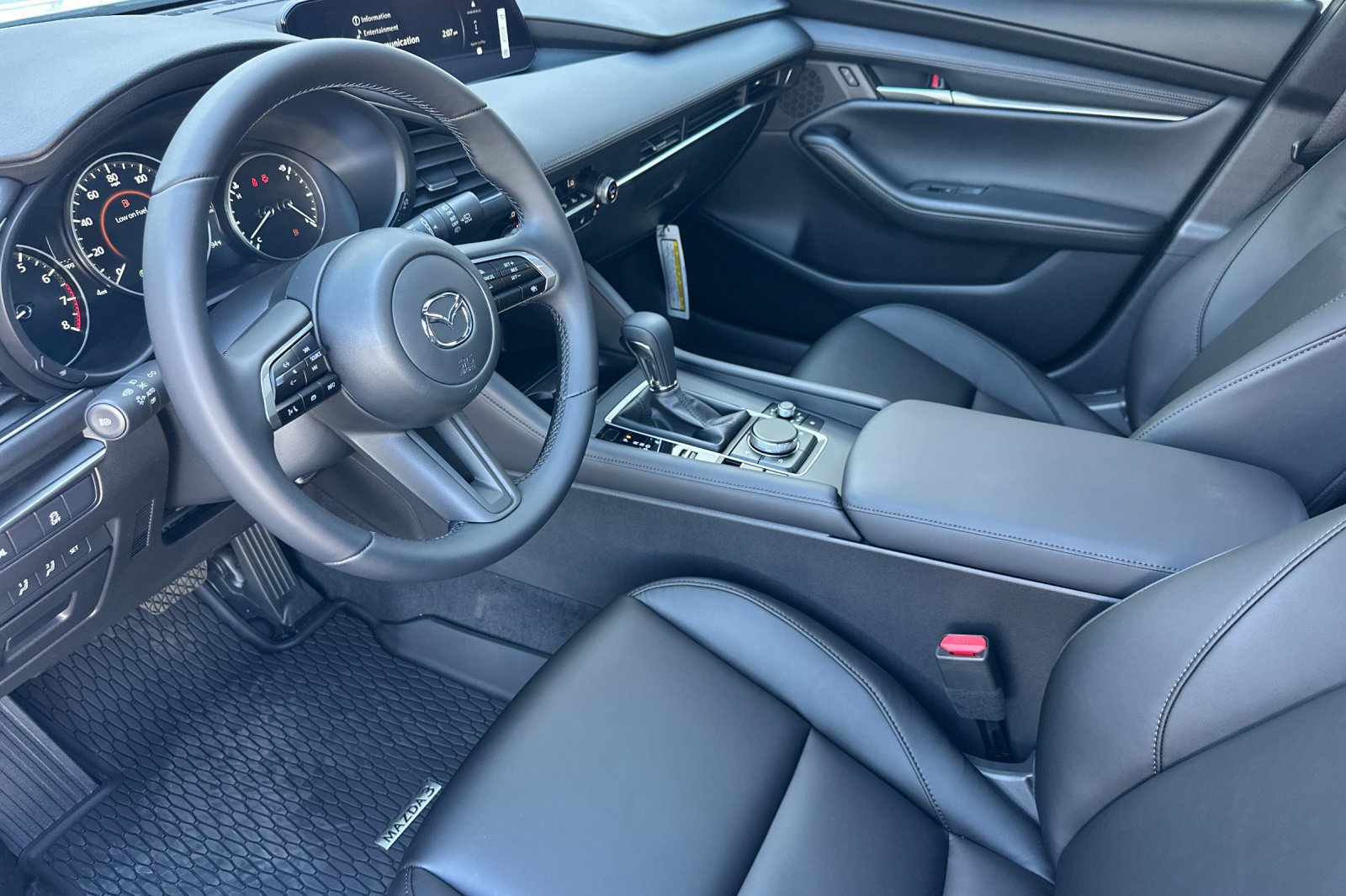 New 2026 MAZDA MAZDA3 s FWD image 10