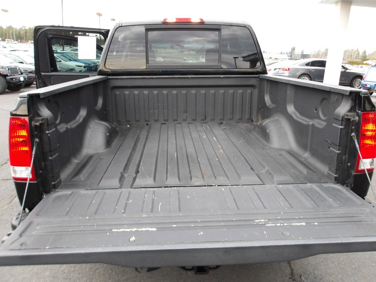 Used 2008 Nissan Titan XE RWD image 11
