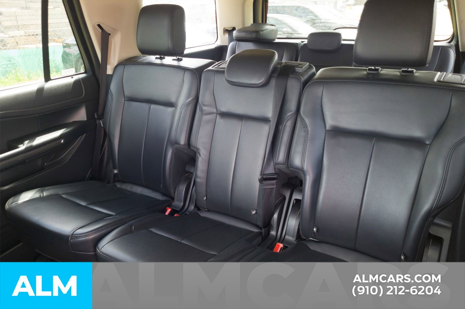 Used 2024 Ford Expedition XLT AWD/4WD image 17