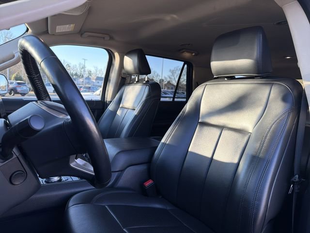 Used 2023 Ford Expedition Max XLT image 12