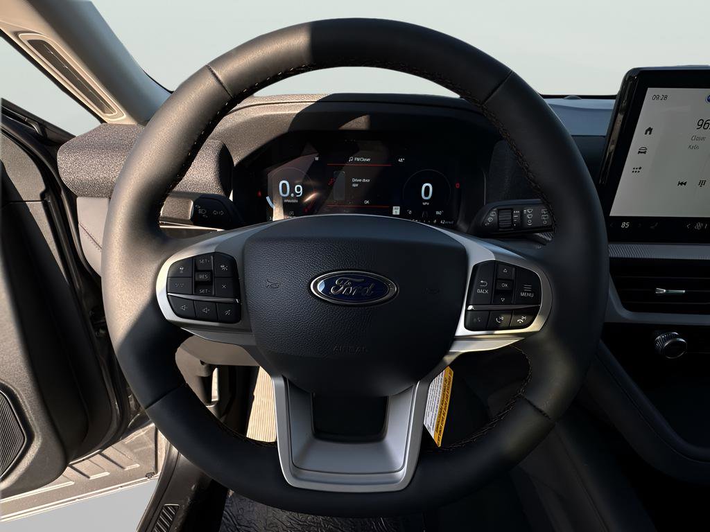New 2026 Ford Explorer Active w/ Active Comfort Package image 11
