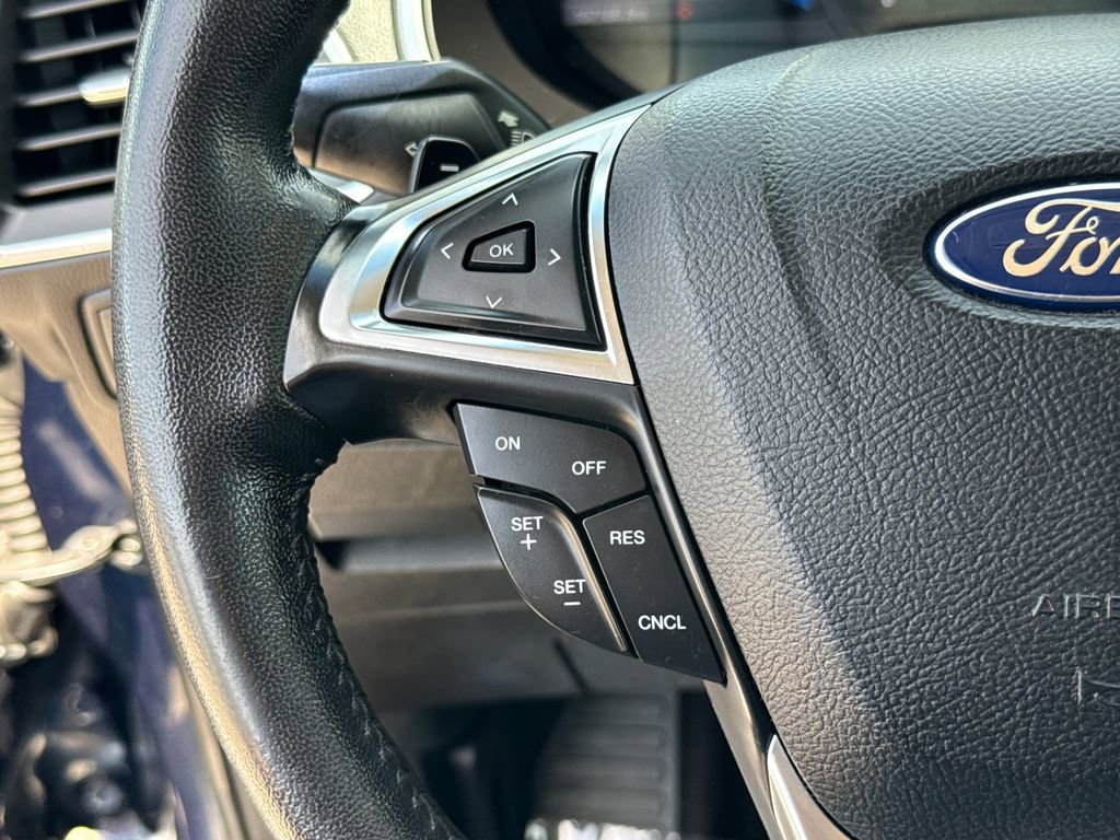 Used 2017 Ford Edge Titanium FWD image 15