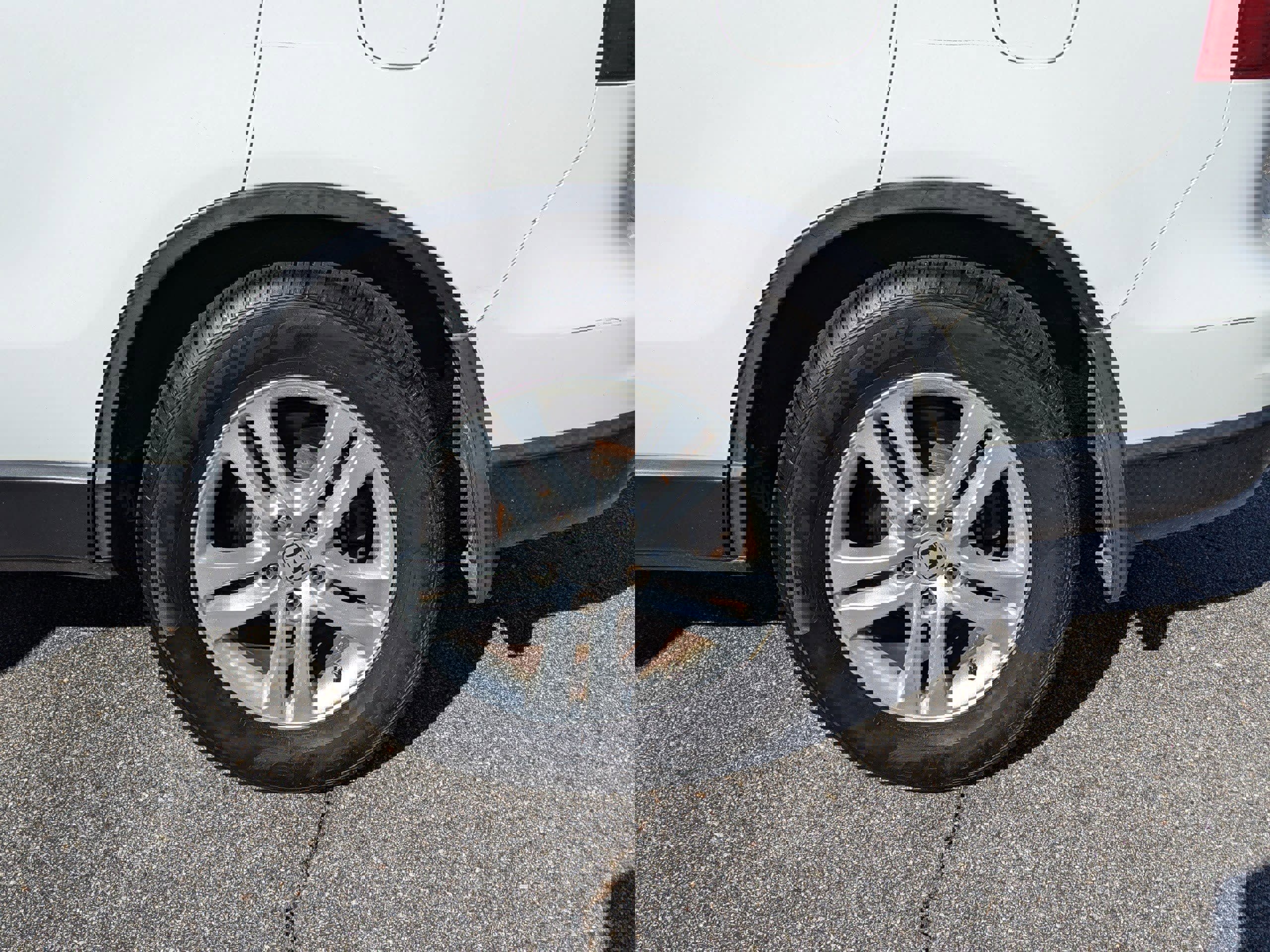 Used 2011 Honda CR-V EX-L image 28