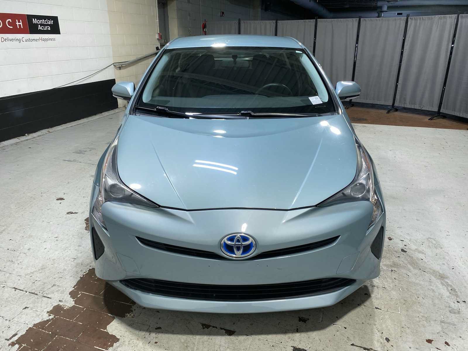 Used 2016 Toyota Prius Two FWD image 6