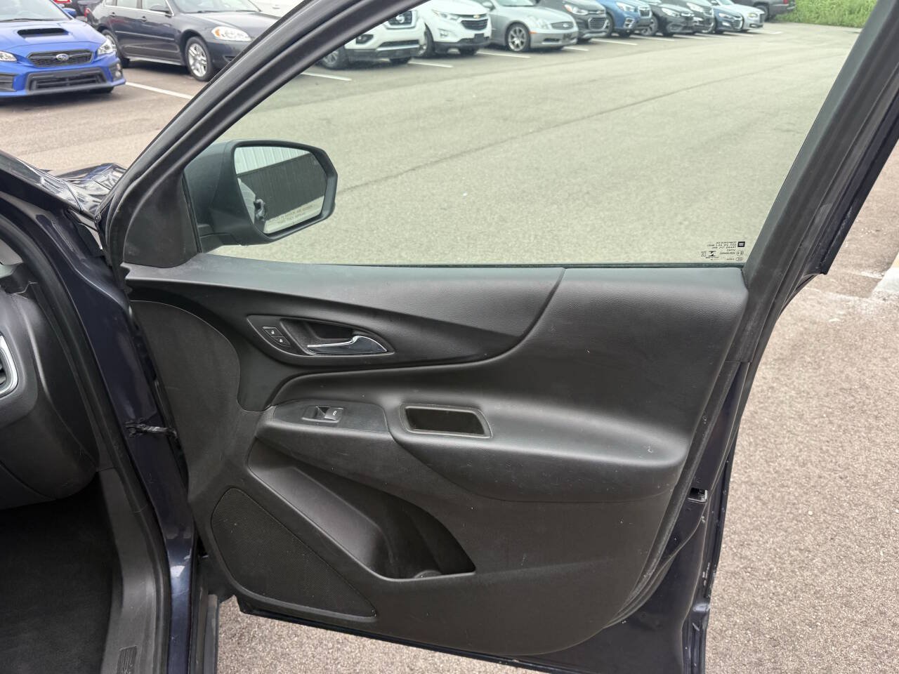 Used 2018 Chevrolet Equinox LT FWD image 14