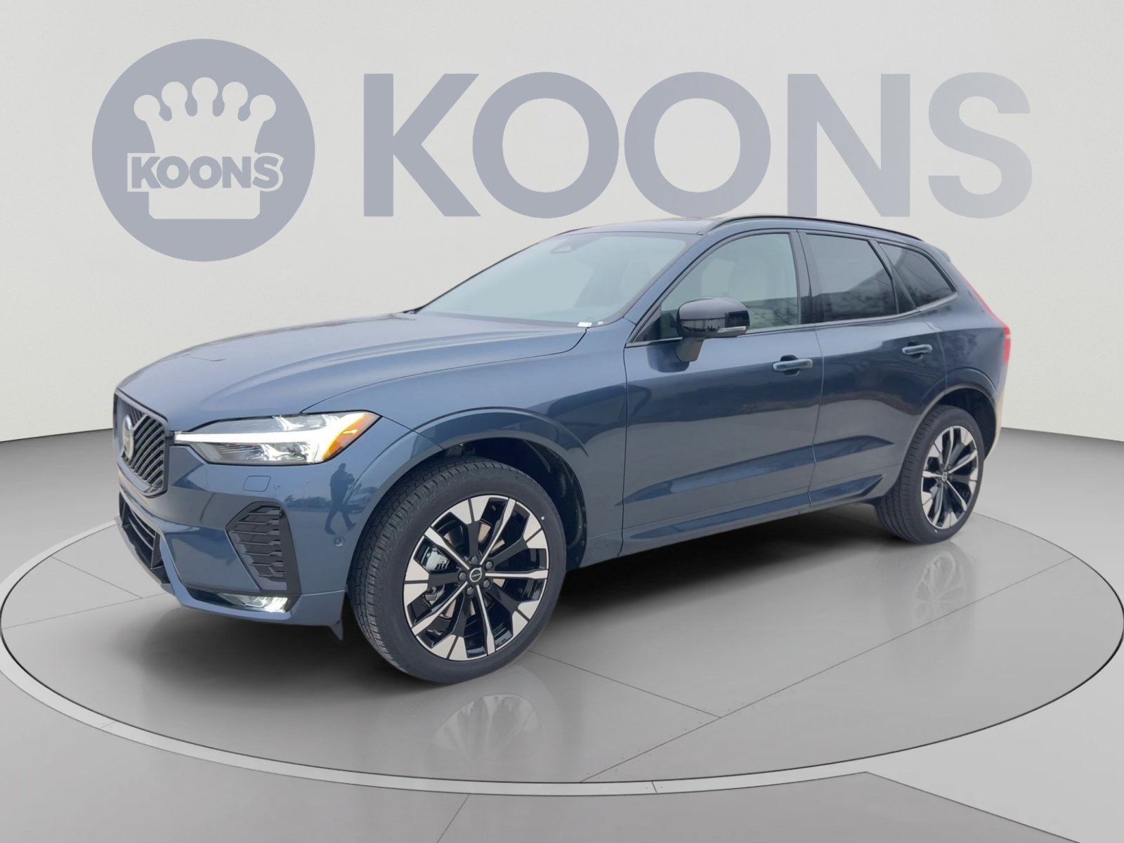 New 2026 Volvo XC60 B5 Plus w/ Protection Package Premier AWD/4WD image 5
