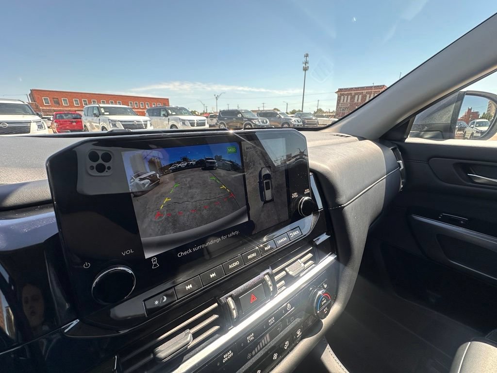 Certified 2025 Nissan Pathfinder SL AWD/4WD image 25
