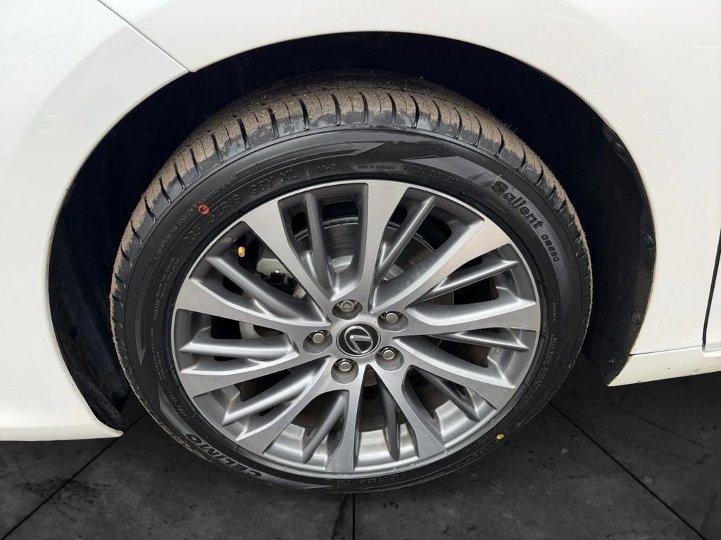 Used 2021 Lexus ES 250 w/ Premium Package image 9