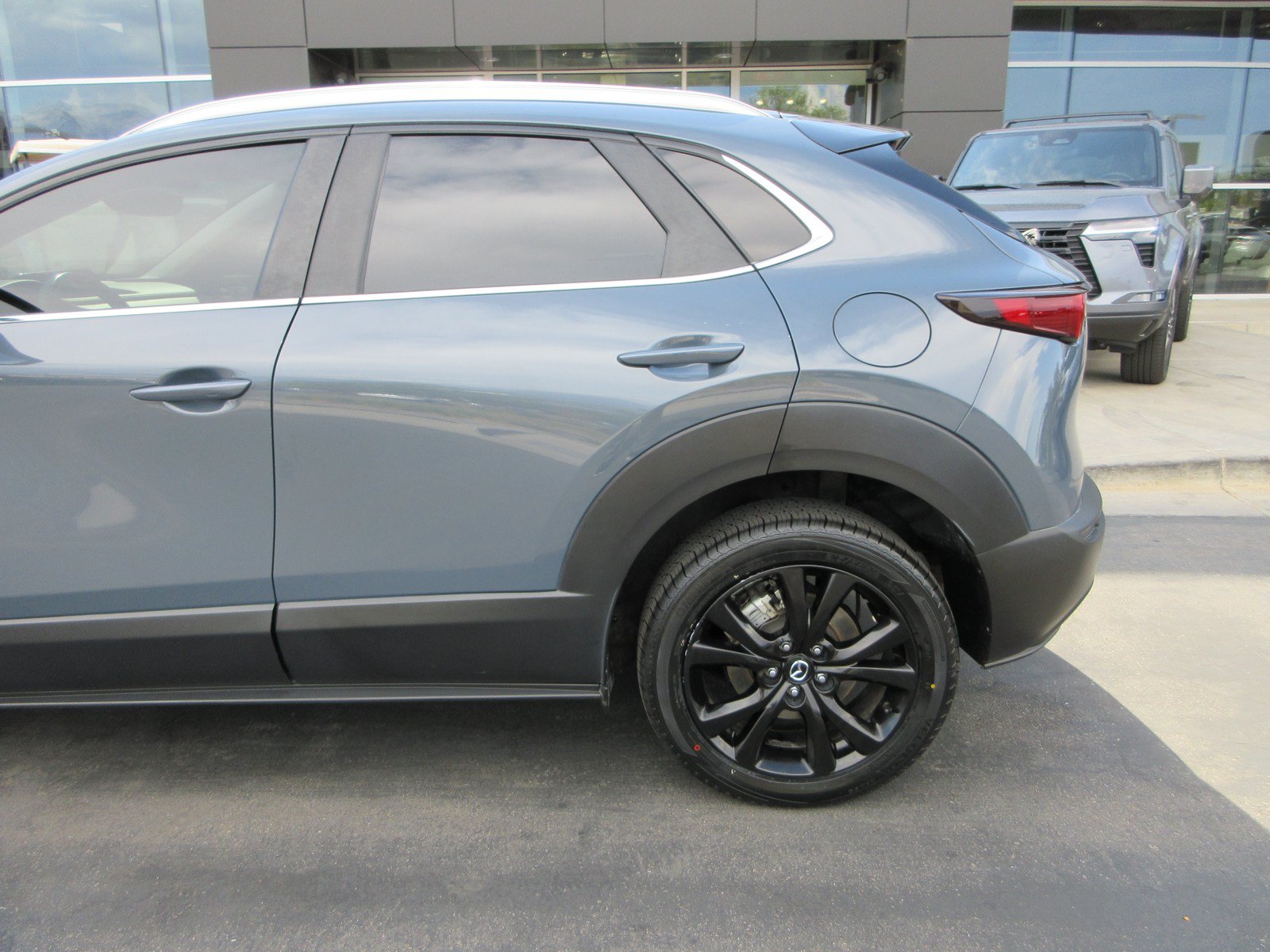 Used 2023 MAZDA CX-30 AWD 2.5 S w/ Preferred Package image 4