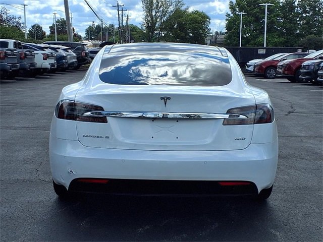 Used 2017 Tesla Model S 60D image 5