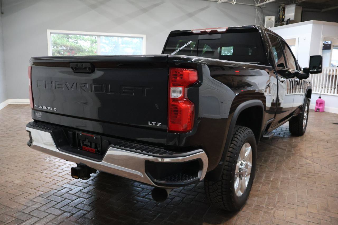 Used 2020 Chevrolet Silverado 2500 LTZ w/ LTZ Convenience Package AWD/4WD image 7