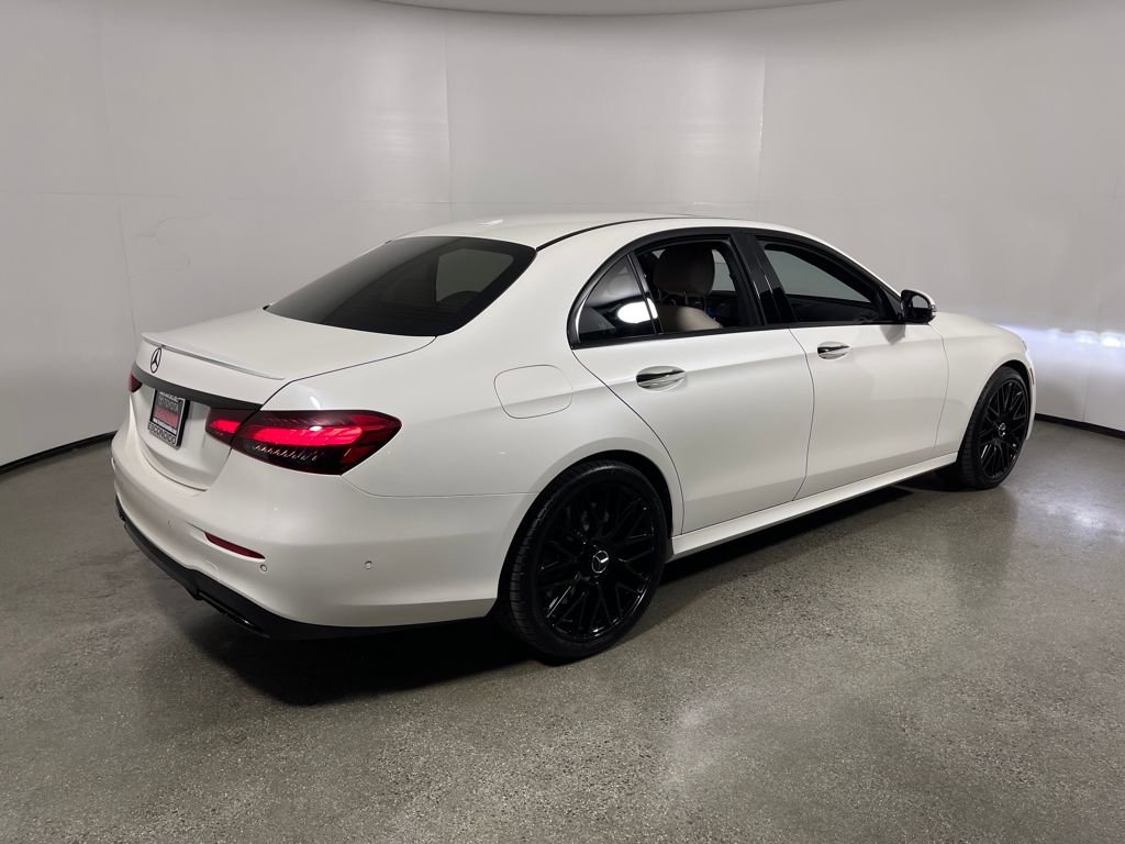 Used 2022 Mercedes-Benz E 450 4MATIC Sedan image 3