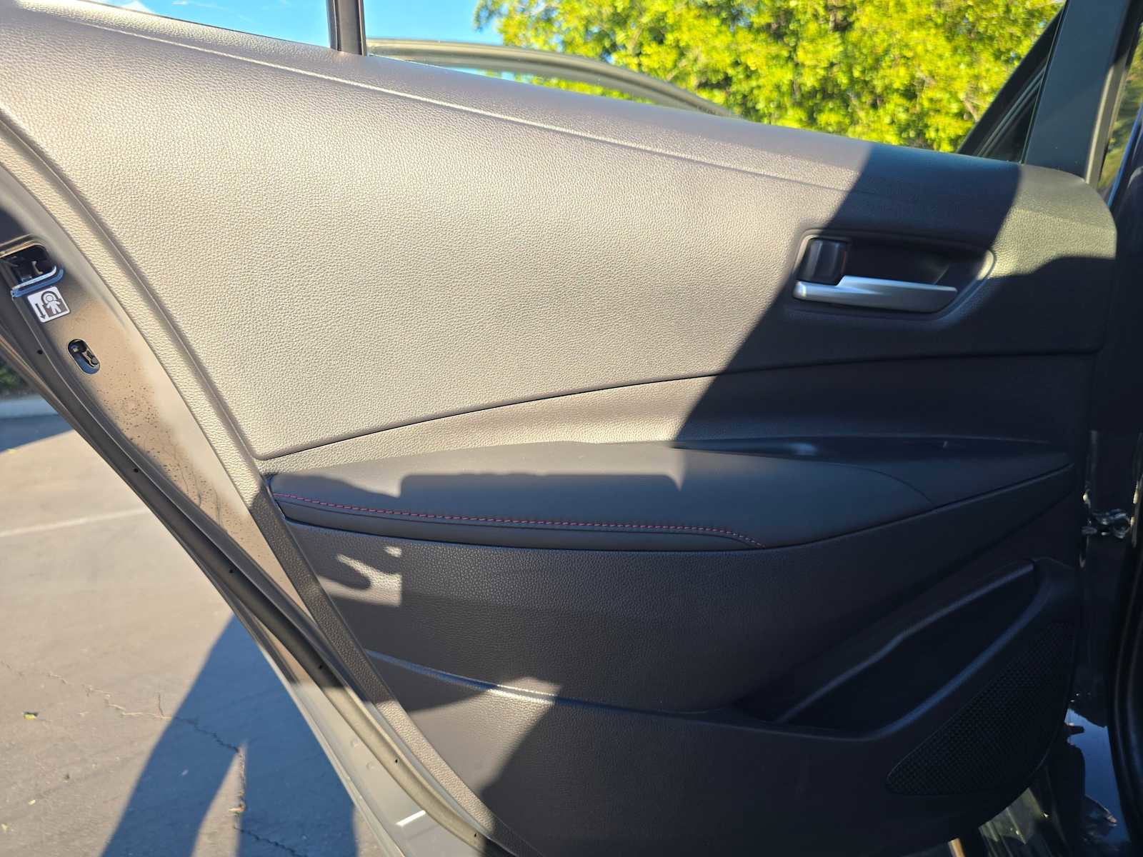 Certified 2024 Toyota Corolla SE image 17