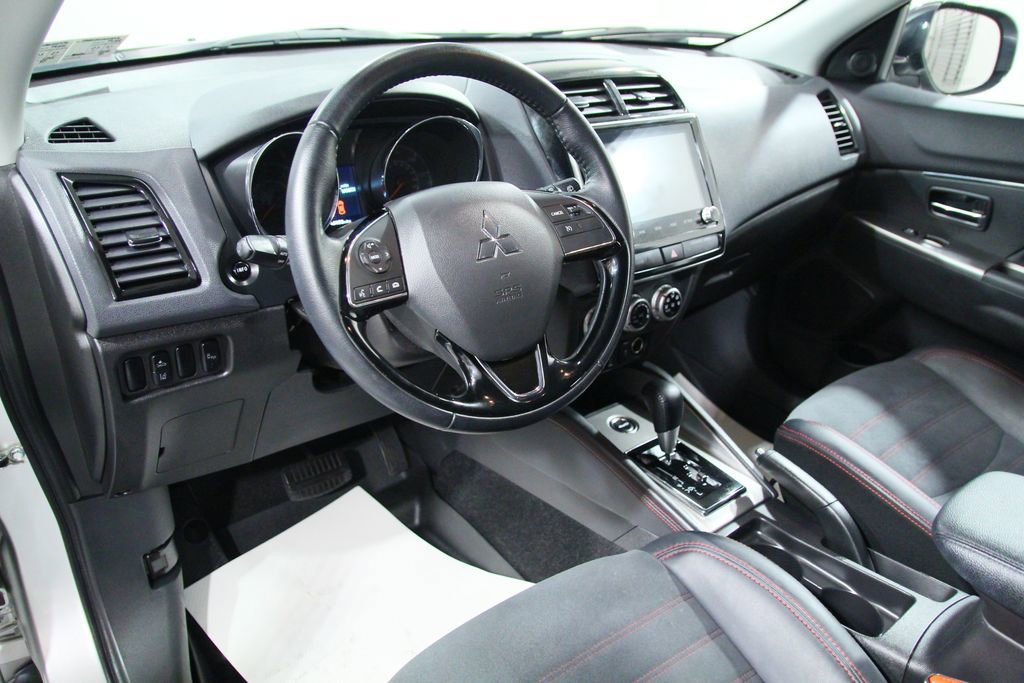 Used 2022 Mitsubishi Outlander Sport SE AWD/4WD image 5
