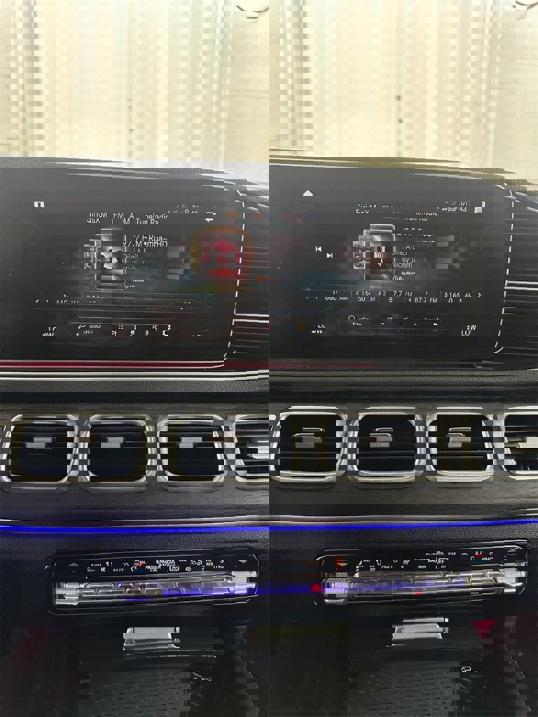 Used 2020 Mercedes-Benz GLE 350 4MATIC image 26