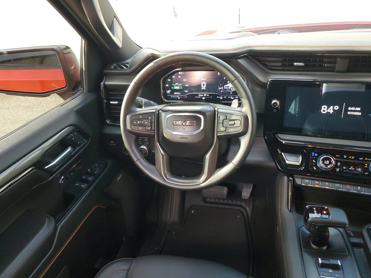 Used 2024 GMC Sierra 1500 AT4 w/ Technology Package AWD/4WD image 13