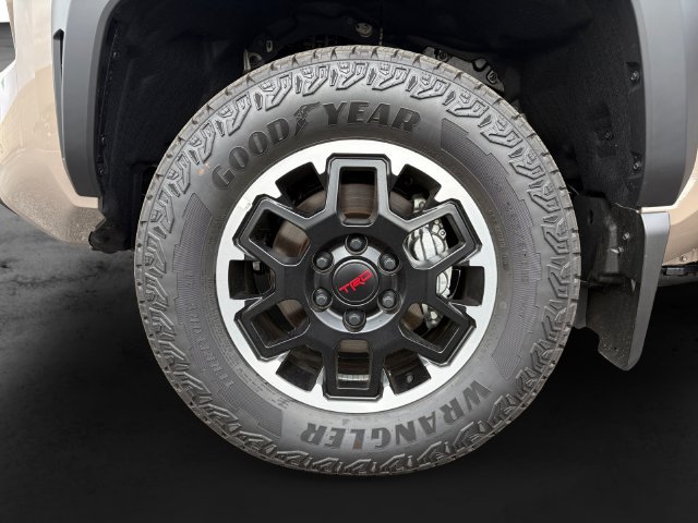 New 2026 Toyota Tacoma TRD Off-Road w/ TRD Off Road Premium Package AWD/4WD image 11