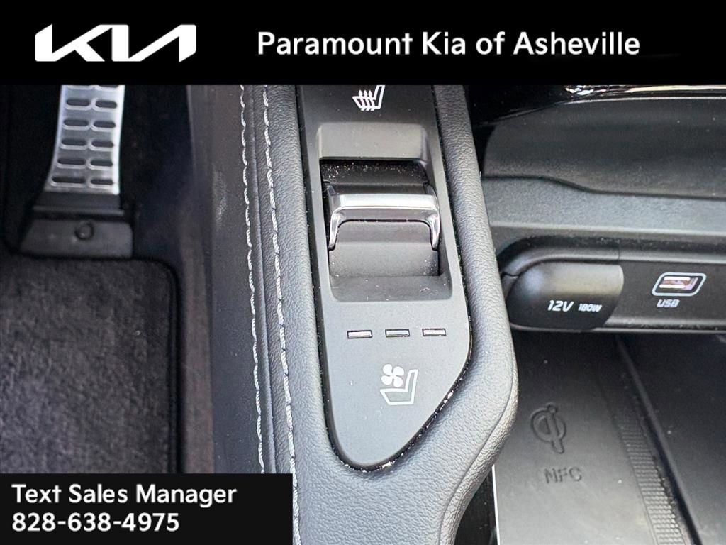 Used 2025 Kia Telluride SX image 16