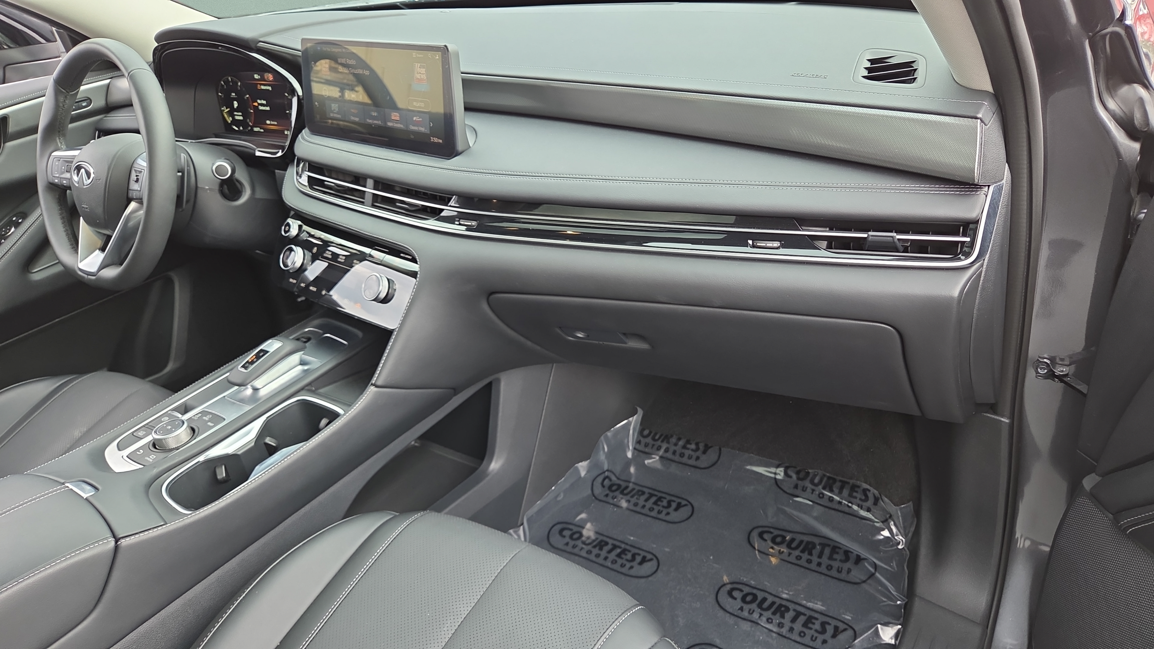 Used 2026 INFINITI QX60 Pure FWD image 16