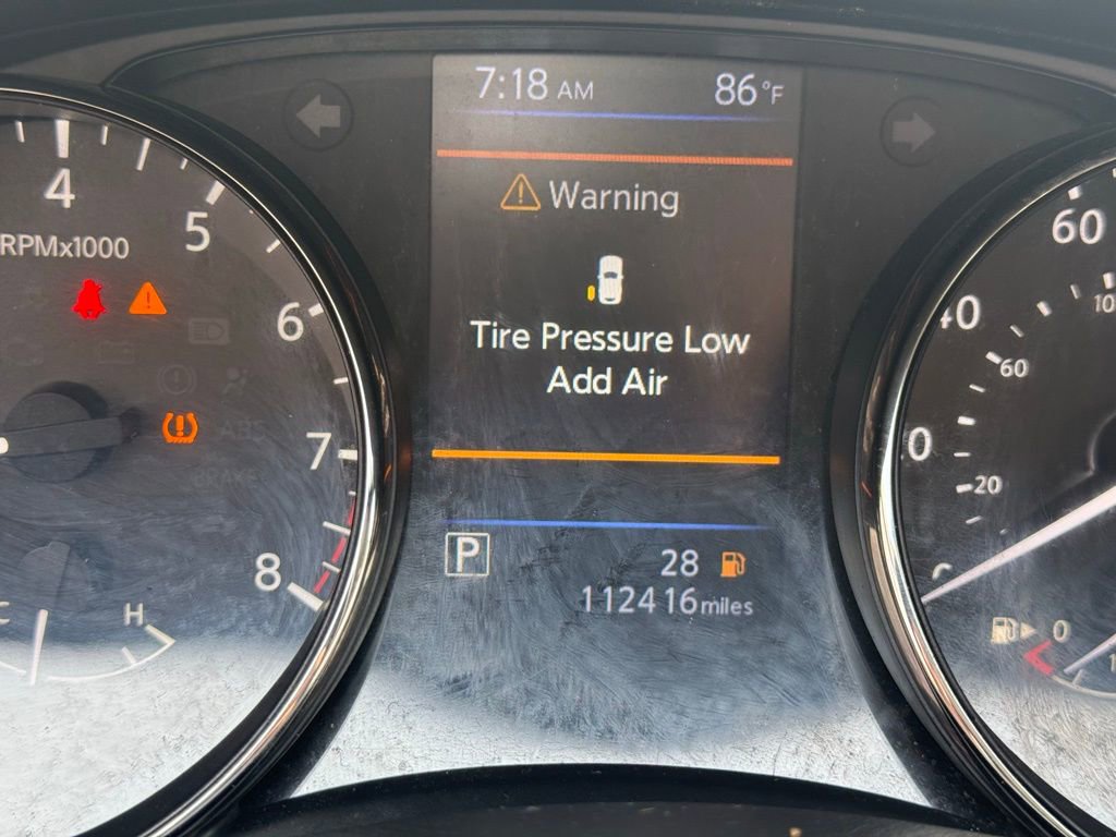 Used 2021 Nissan Rogue Sport S image 31