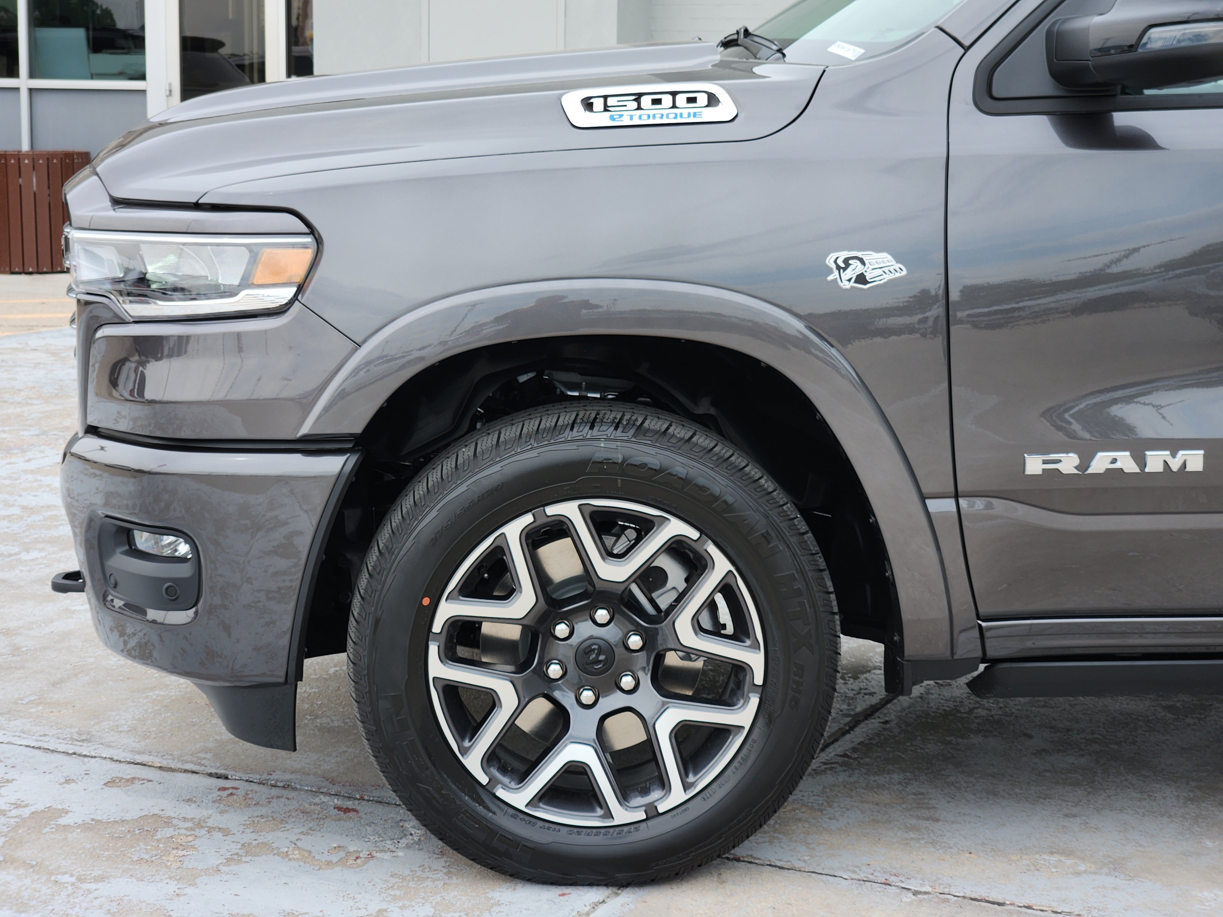 New 2027 RAM 1500 Laramie w/ Laramie Southwest Edition AWD/4WD image 6