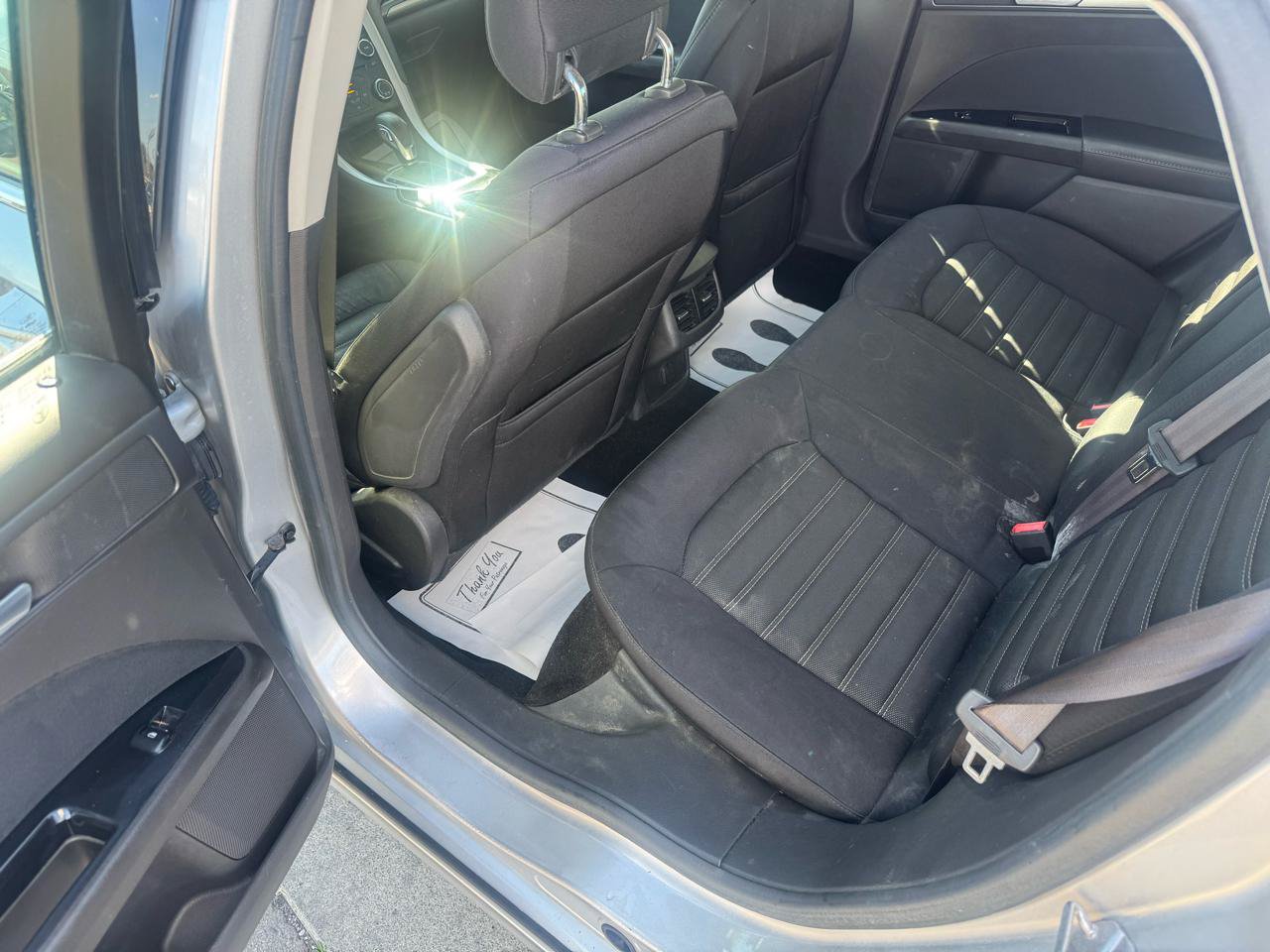 Used 2014 Ford Fusion SE FWD image 9