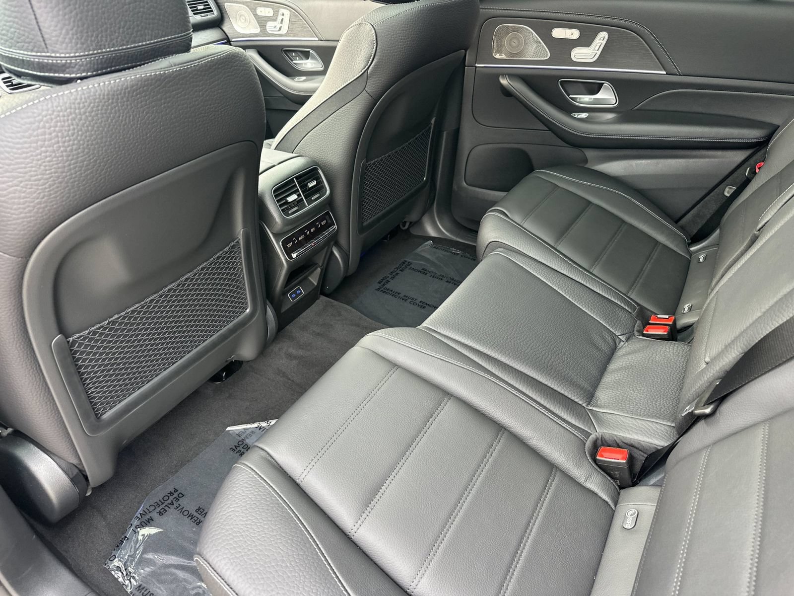 New 2026 Mercedes-Benz GLS 580 4MATIC image 12