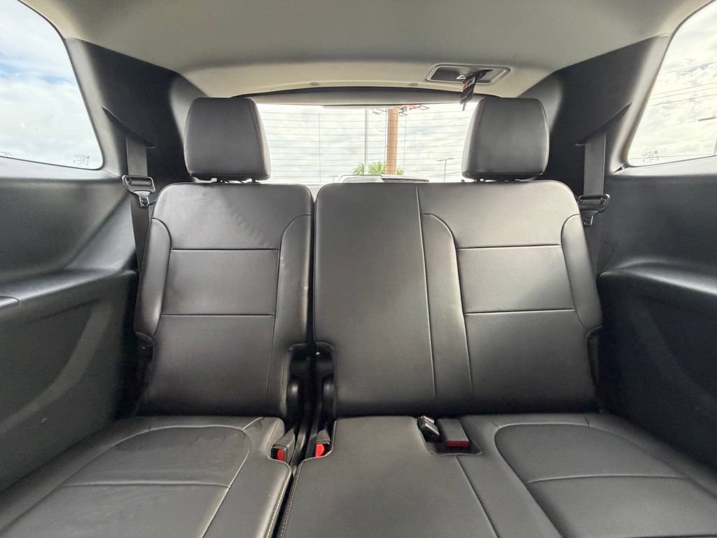 Used 2021 Chevrolet Traverse RS FWD image 25