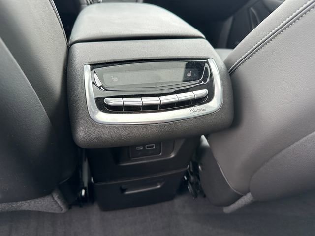 Used 2024 Cadillac XT6 Sport w/ Technology Package image 24