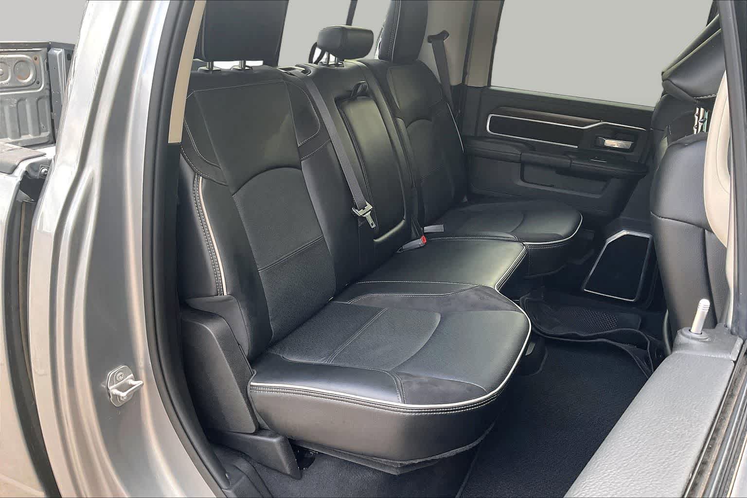 Used 2024 RAM 2500 Laramie AWD/4WD image 20