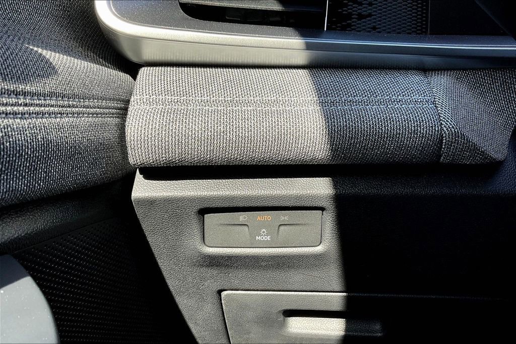 New 2026 Volkswagen Tiguan S image 15