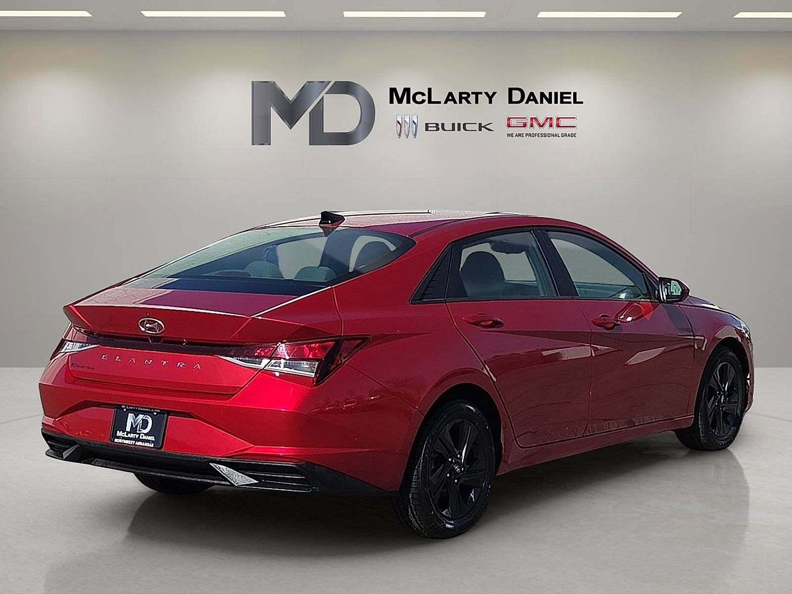 Used 2022 Hyundai Elantra SEL image 5