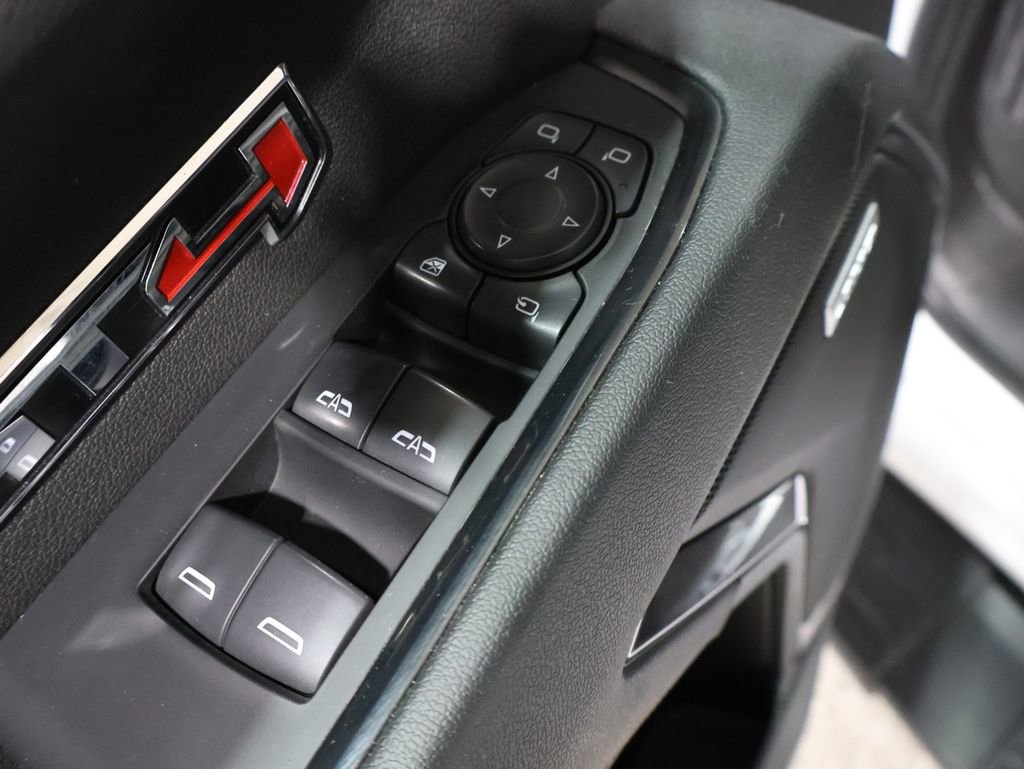 Used 2024 GMC Sierra 1500 AT4 w/ Technology Package image 17