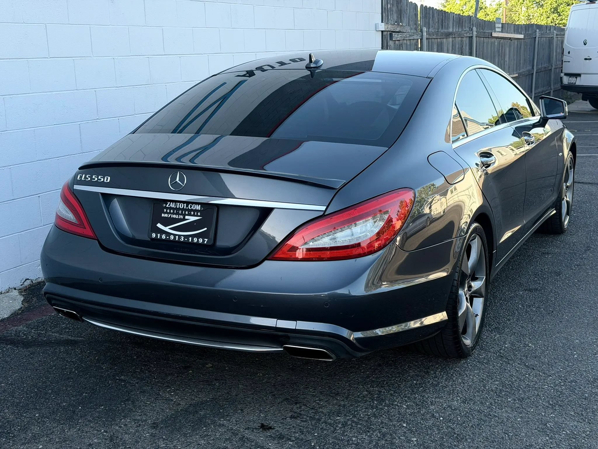Used 2012 Mercedes-Benz CLS 550 image 6