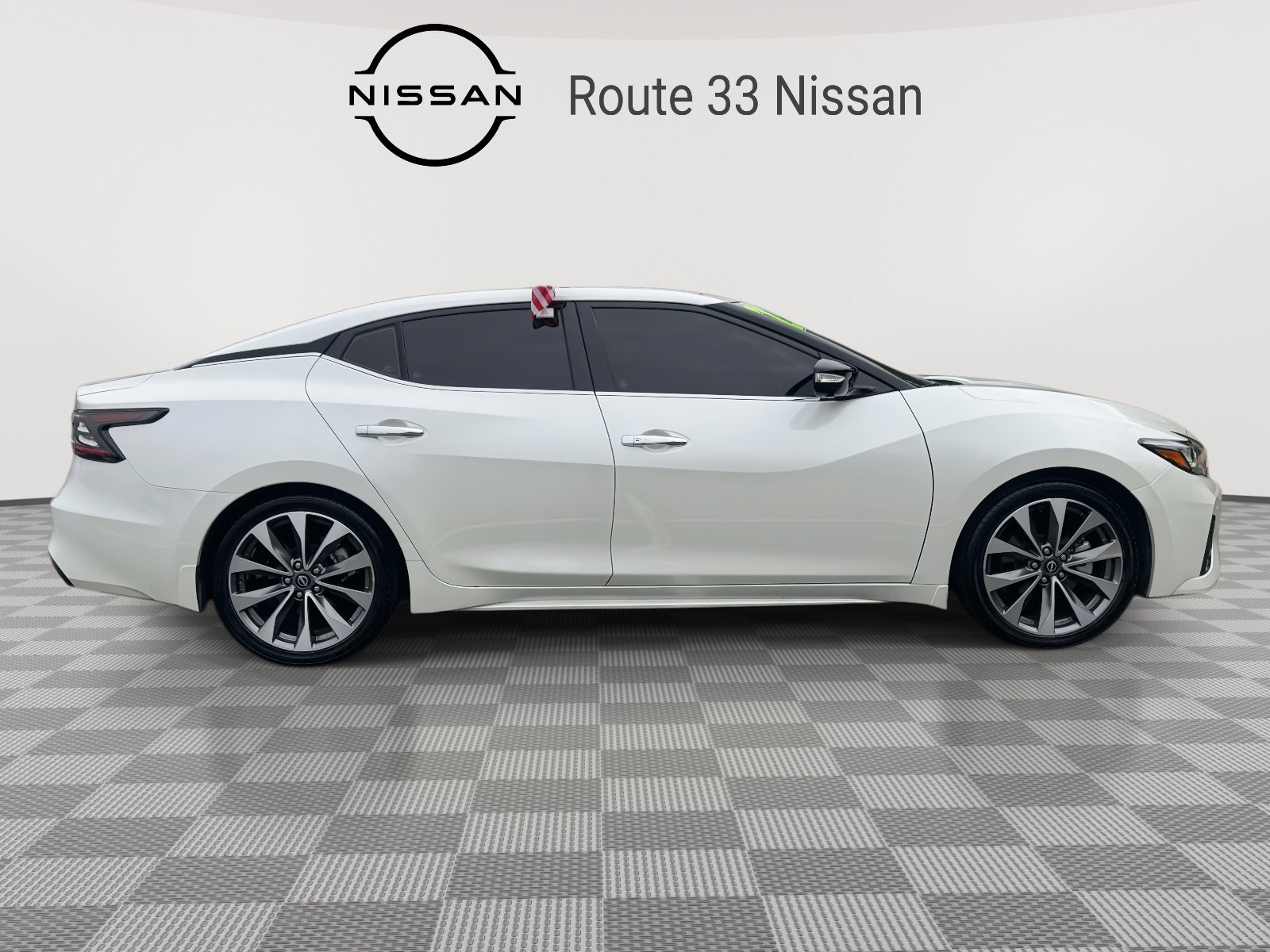 Used 2023 Nissan Maxima Platinum w/ Sport Mat Group image 5