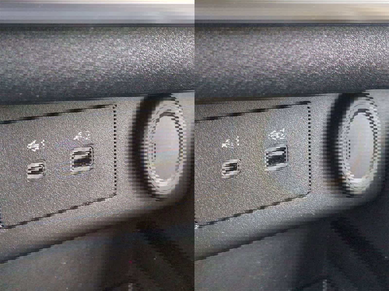 Used 2023 Nissan Rogue SV image 28