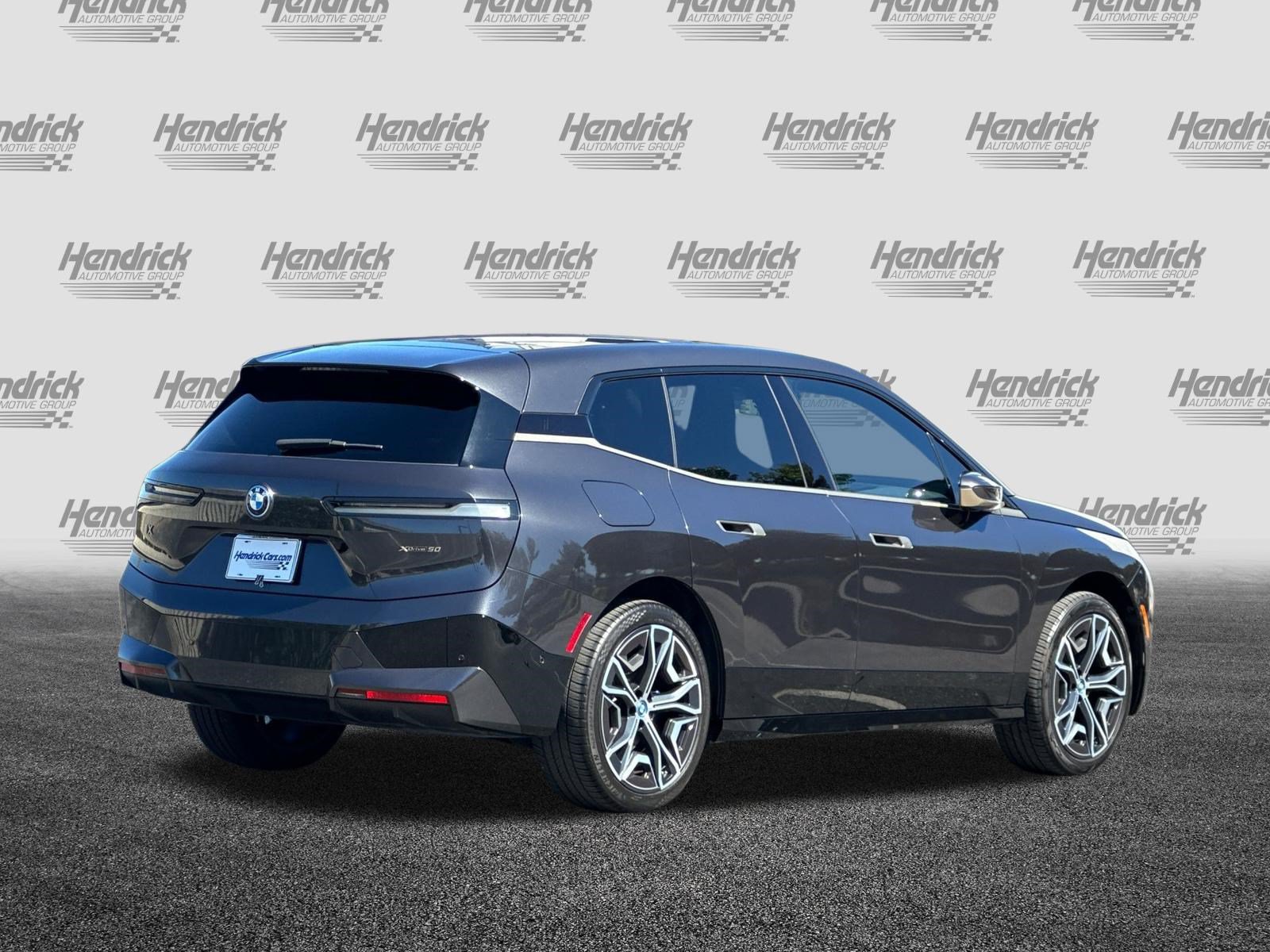 Certified 2023 BMW iX xDrive50 w/ Sport Package AWD/4WD image 5