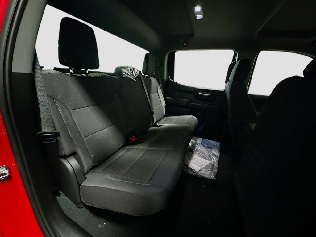 New 2026 Chevrolet Silverado 1500 Custom w/ Turbomax Blackout Package AWD/4WD image 32