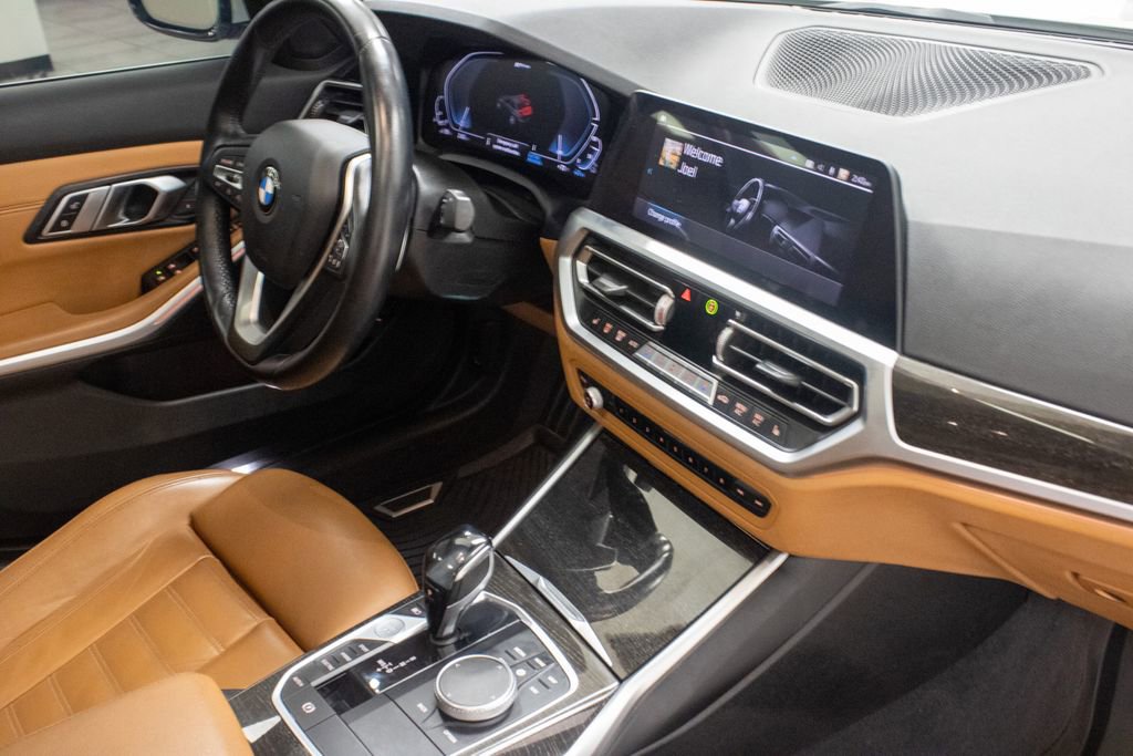 Used 2021 BMW 330e w/ Convenience Package image 19